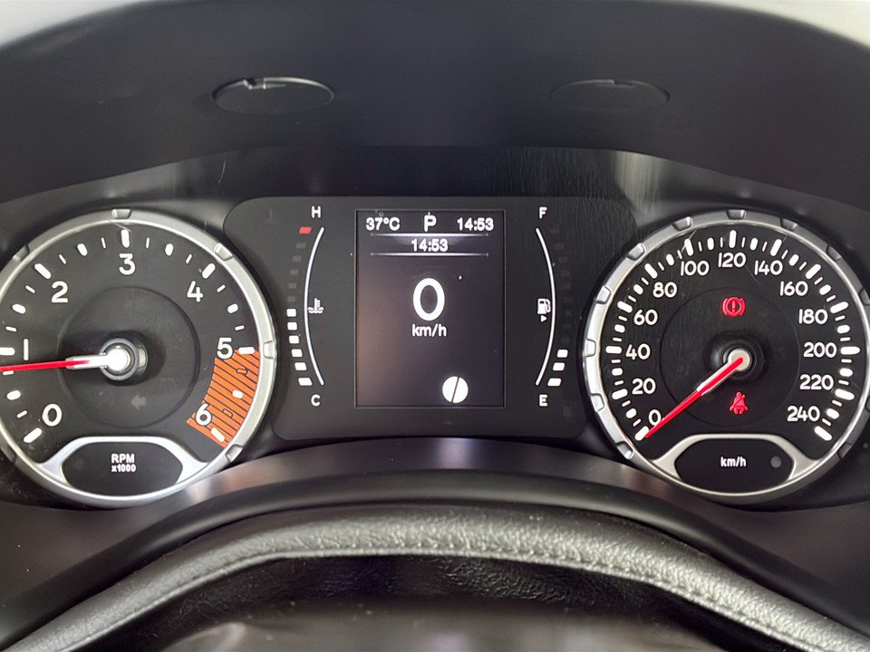 Jeep Renegade 1.6 MultiJet FWD | Bild 16 von 26