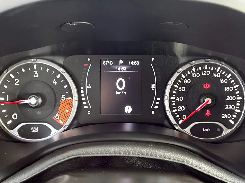 Jeep Renegade 1.6 MultiJet FWD | Bild 16 von 26