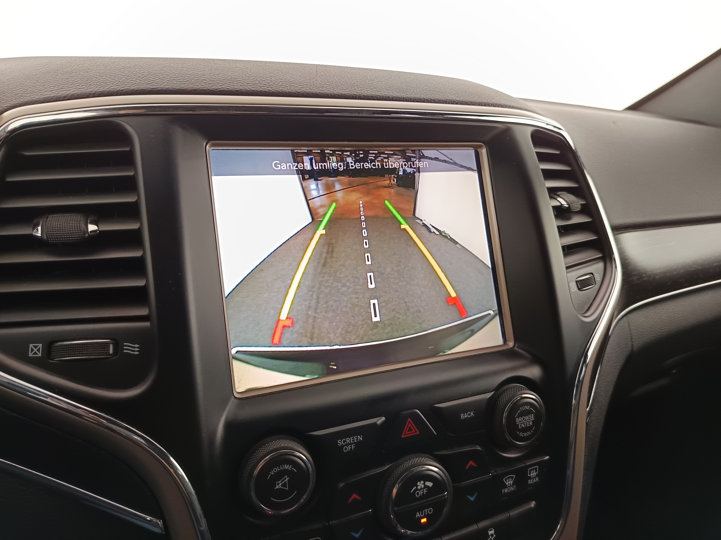 Jeep Grand Cherokee 3.0 CRD Limited | Bild 19 von 30