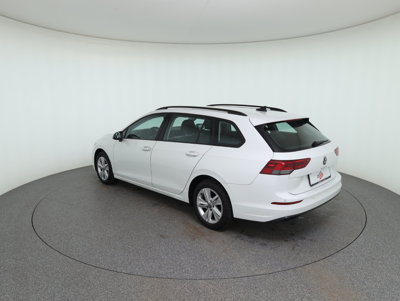 VW Golf VIII Variant 2.0 TDI Life | Bild 8 von 25