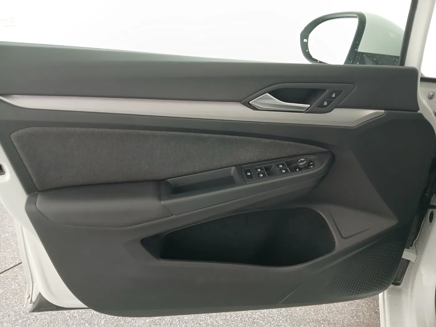 VW Golf VIII Variant 2.0 TDI Life | Bild 11 von 25