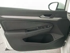 VW Golf VIII Variant 2.0 TDI Life | Thumbnail 11 von 25