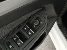 VW Golf VIII Variant 2.0 TDI Life | Thumbnail 12 von 25