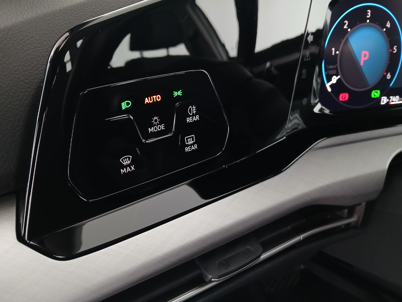 VW Golf VIII Variant 2.0 TDI Life | Bild 13 von 25