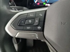 VW Golf VIII Variant 2.0 TDI Life | Thumbnail 17 von 25