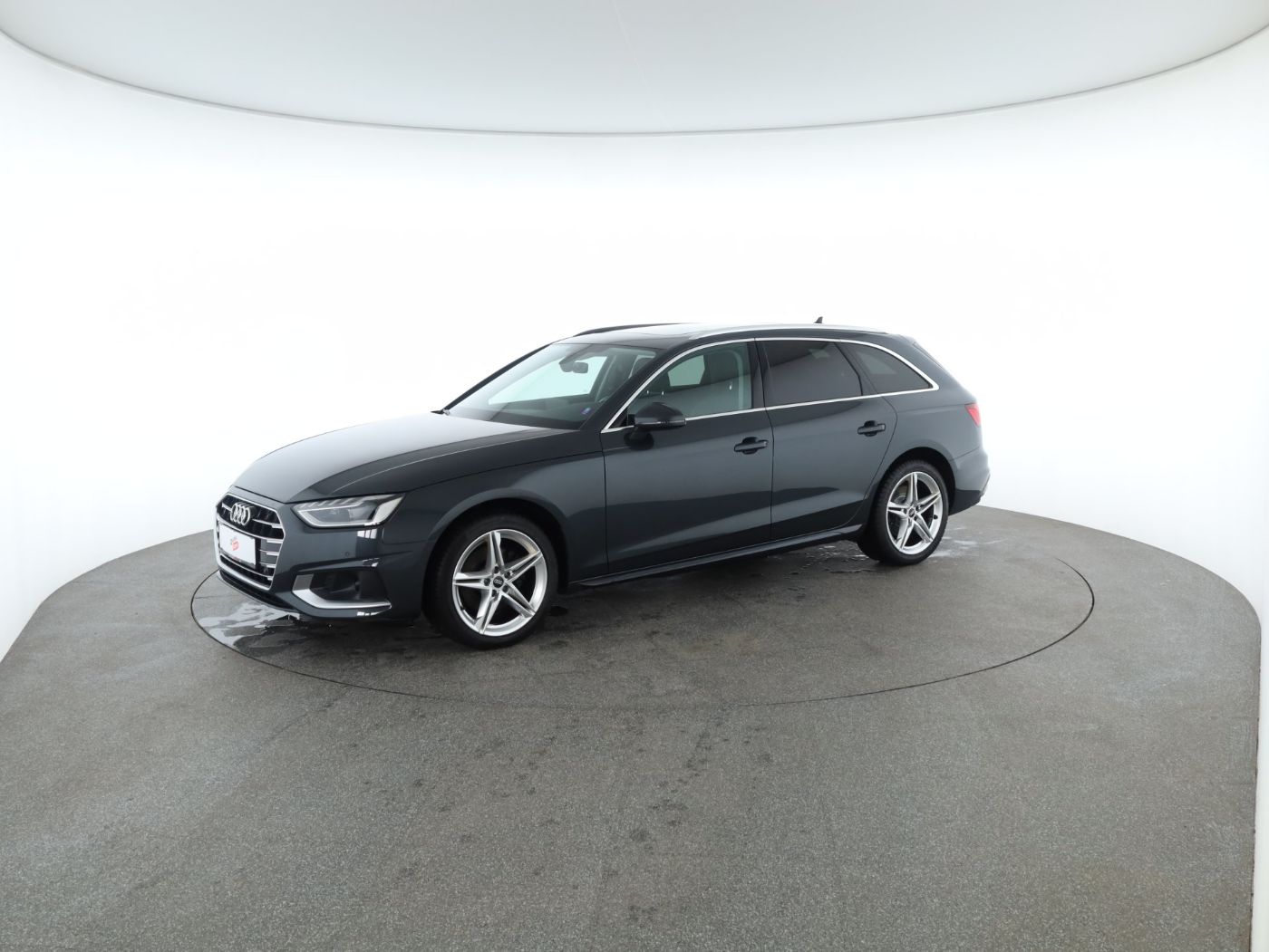 Audi A4 Avant 35 TDI Advanced Aut | Bild 2 von 31