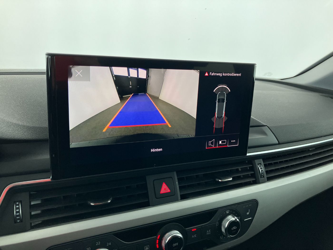 Audi A4 Avant 35 TDI Advanced Aut | Bild 23 von 31