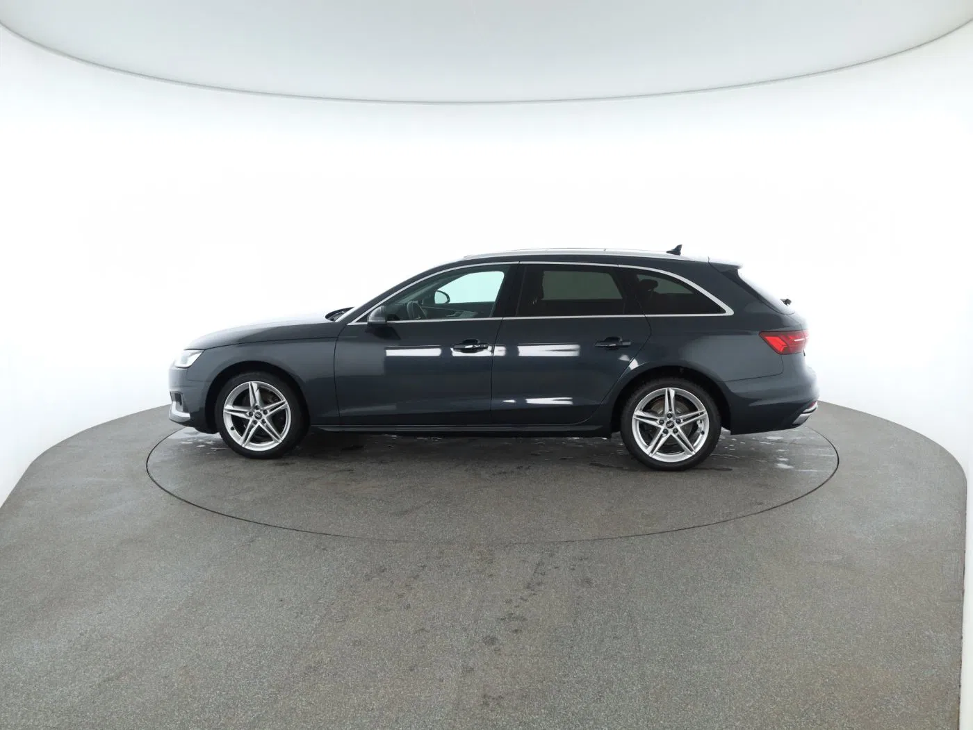 Audi A4 Avant 35 TDI Advanced Aut | Bild 29 von 31