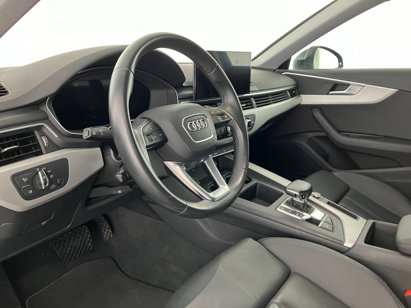 Audi A4 Avant 35 TDI Advanced Aut | Bild 8 von 31