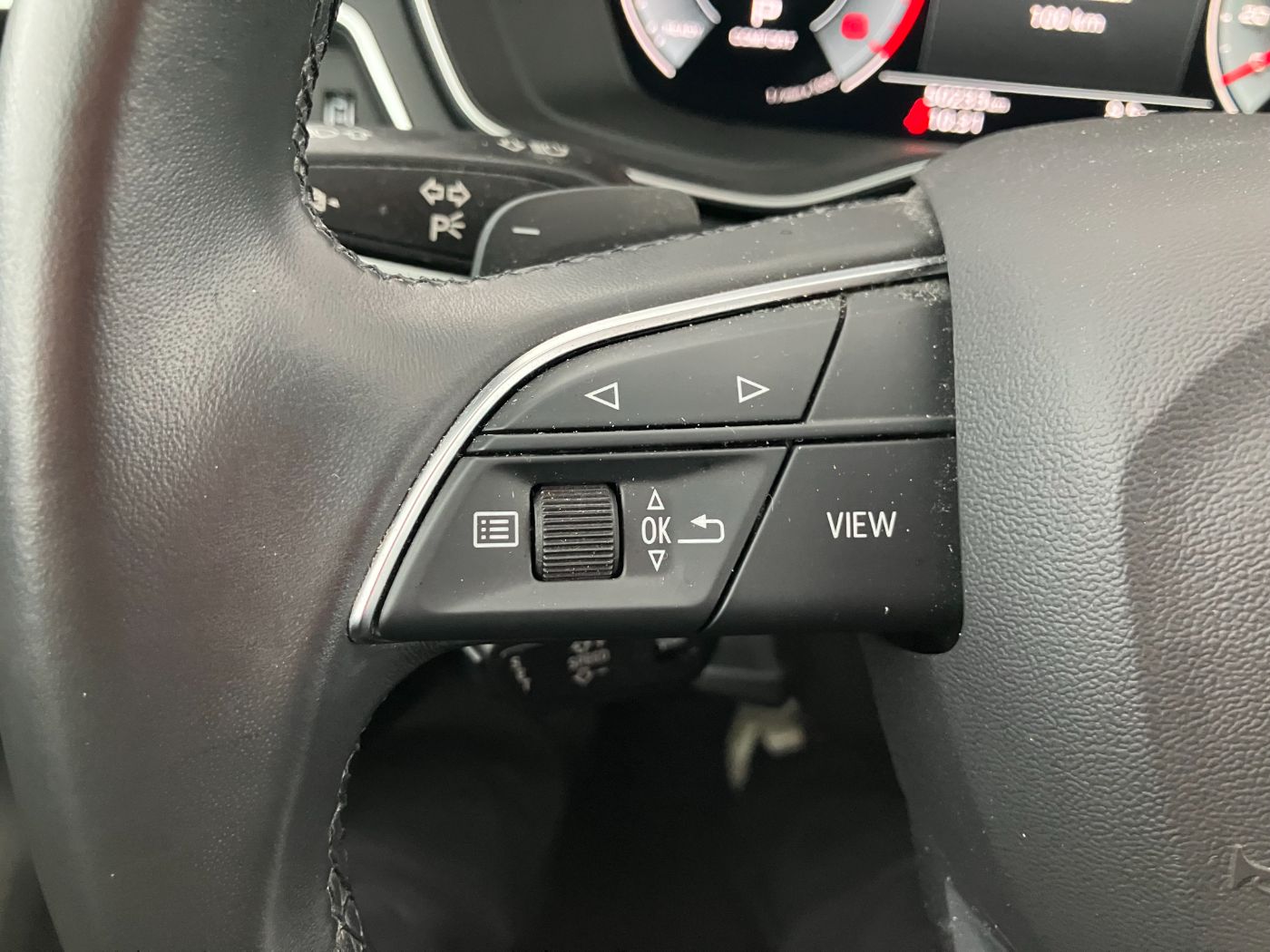 Audi A4 Avant 35 TDI Advanced Aut | Bild 10 von 31