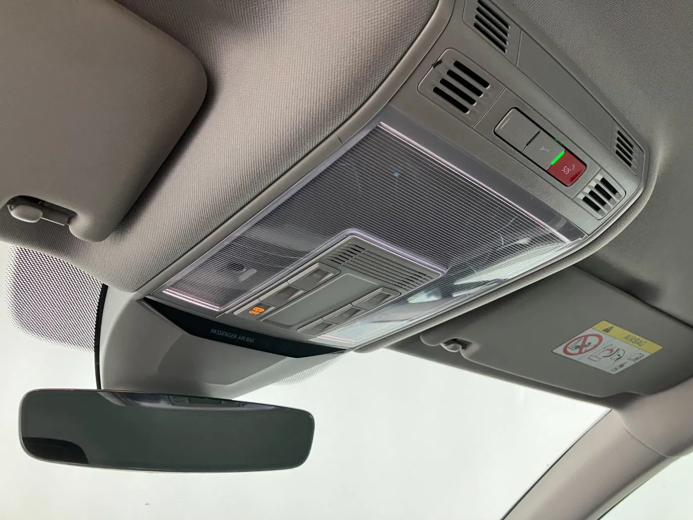 VW Passat Variant 2.0 TDI BMT Business | Bild 15 von 31