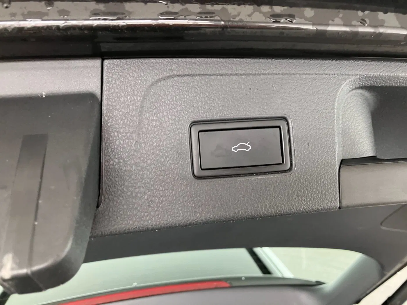 VW Passat Variant 2.0 TDI BMT Business | Bild 28 von 31