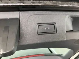 VW Passat Variant 2.0 TDI BMT Business | Thumbnail 28 von 31