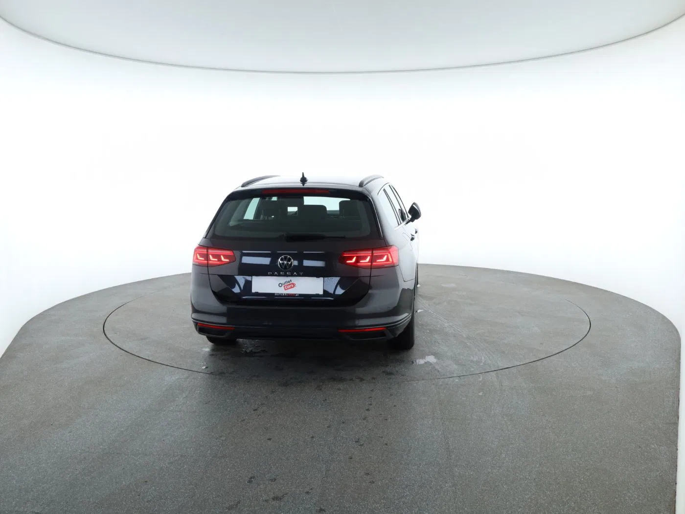 VW Passat Variant 2.0 TDI BMT Business | Bild 31 von 31