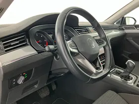 VW Passat Variant 2.0 TDI BMT Business | Thumbnail 8 von 31