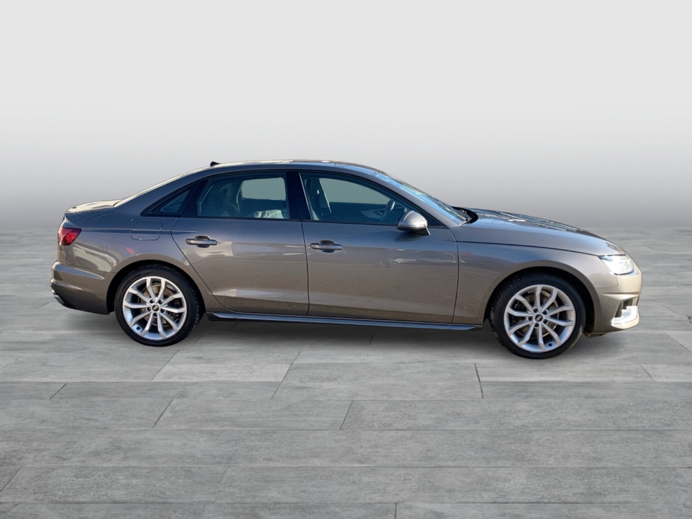 Audi A4 35 2.0 TDI advanced | Bild 6 von 26