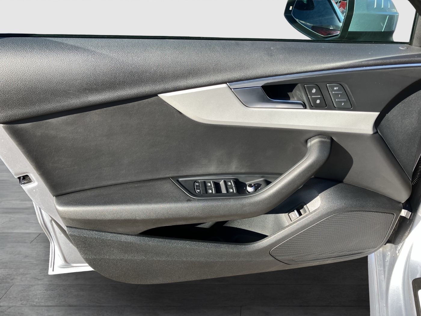 Audi A4 40 2.0 TDI advanced | Bild 10 von 20