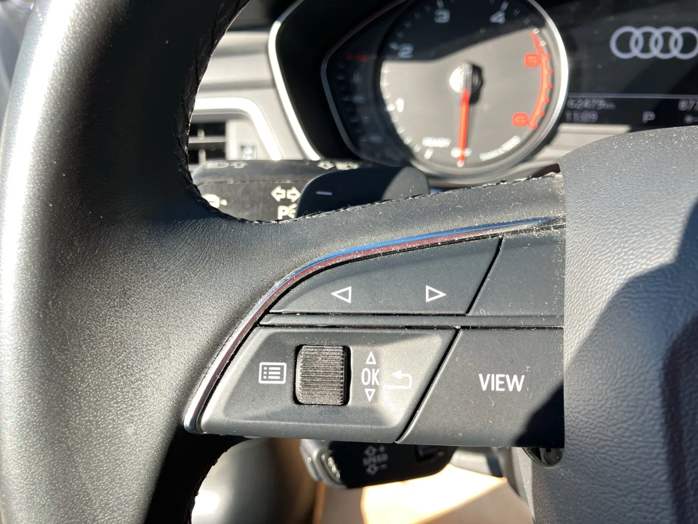 Audi A4 40 2.0 TDI advanced | Bild 14 von 20