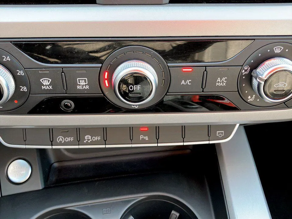 Audi A4 Avant 35 TDI Aut. | Bild 17 von 22