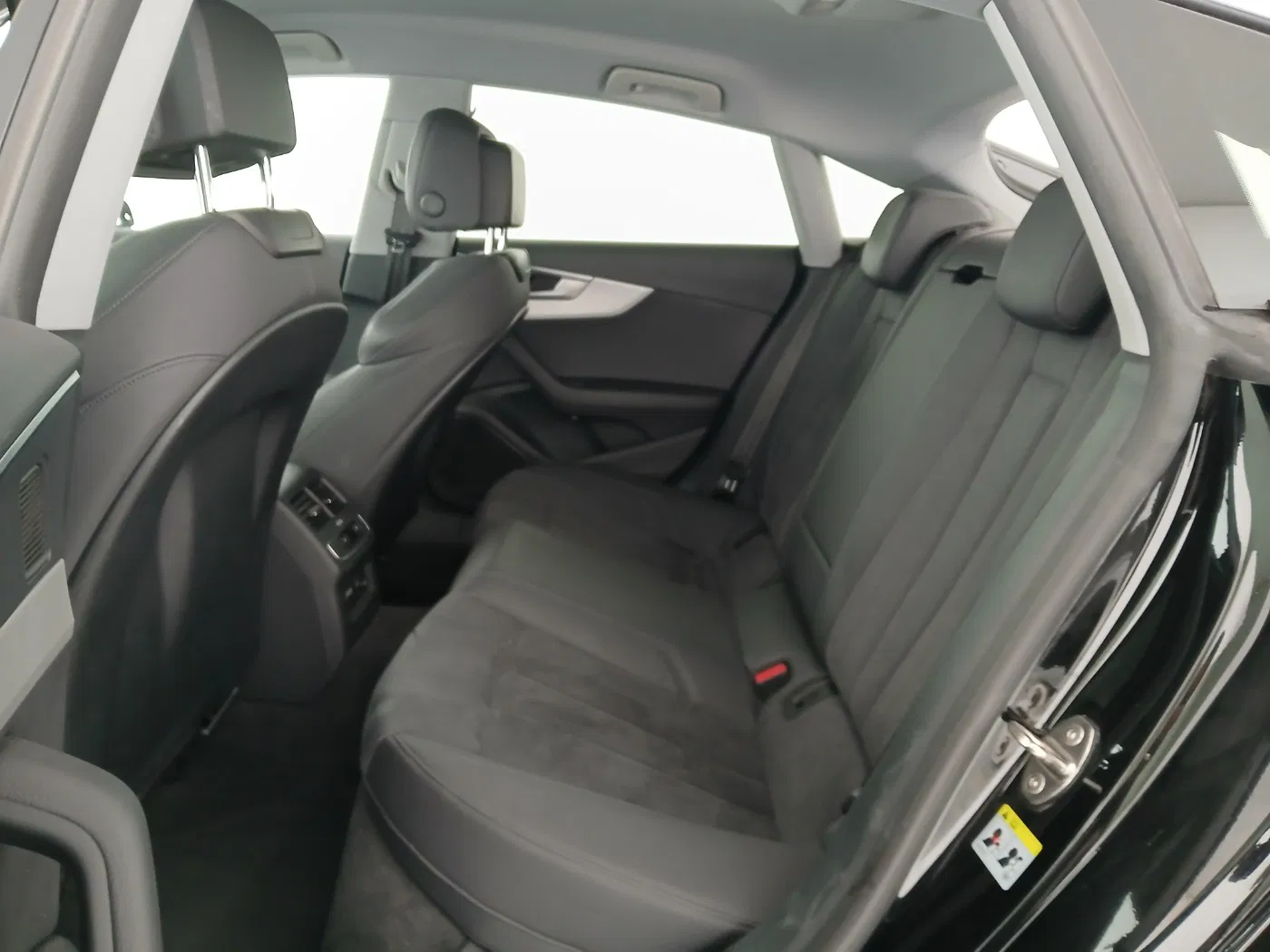 Audi A5 Sportback 40 2.0 TDI quattro | Bild 28 von 29