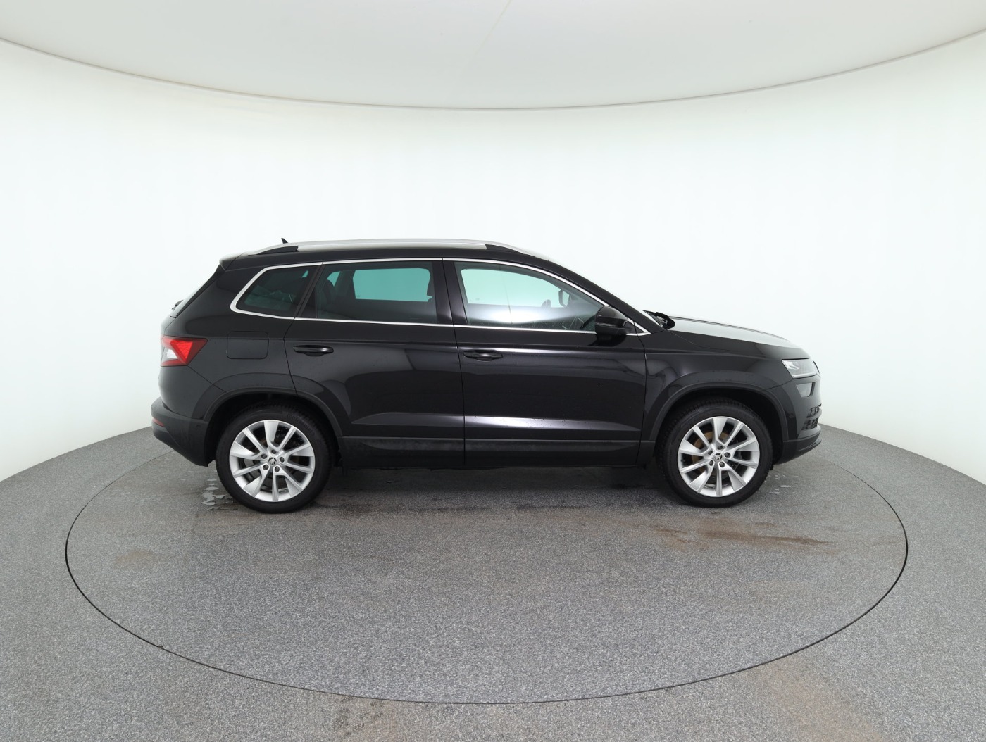 Skoda Karoq 1.0 TSI Style Limited | Bild 4 von 30