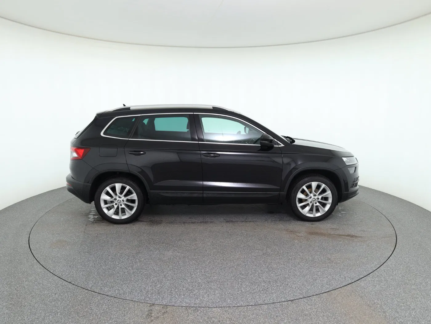 Skoda Karoq 1.0 TSI Style Limited | Bild 4 von 30
