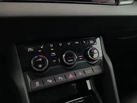 Skoda Karoq 1.0 TSI Style Limited | Thumbnail 25 von 30