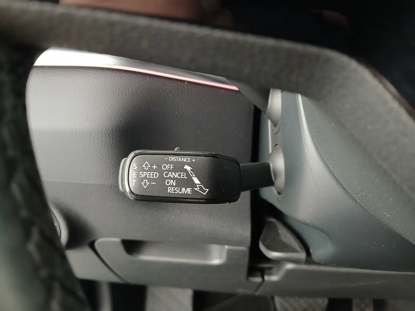 Skoda Karoq 1.0TSI Style Limited DSG | Bild 16 von 31