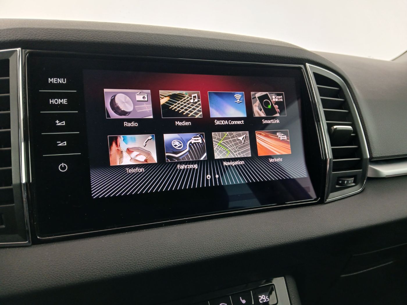 Skoda Karoq 1.0TSI Style Limited DSG | Bild 17 von 31