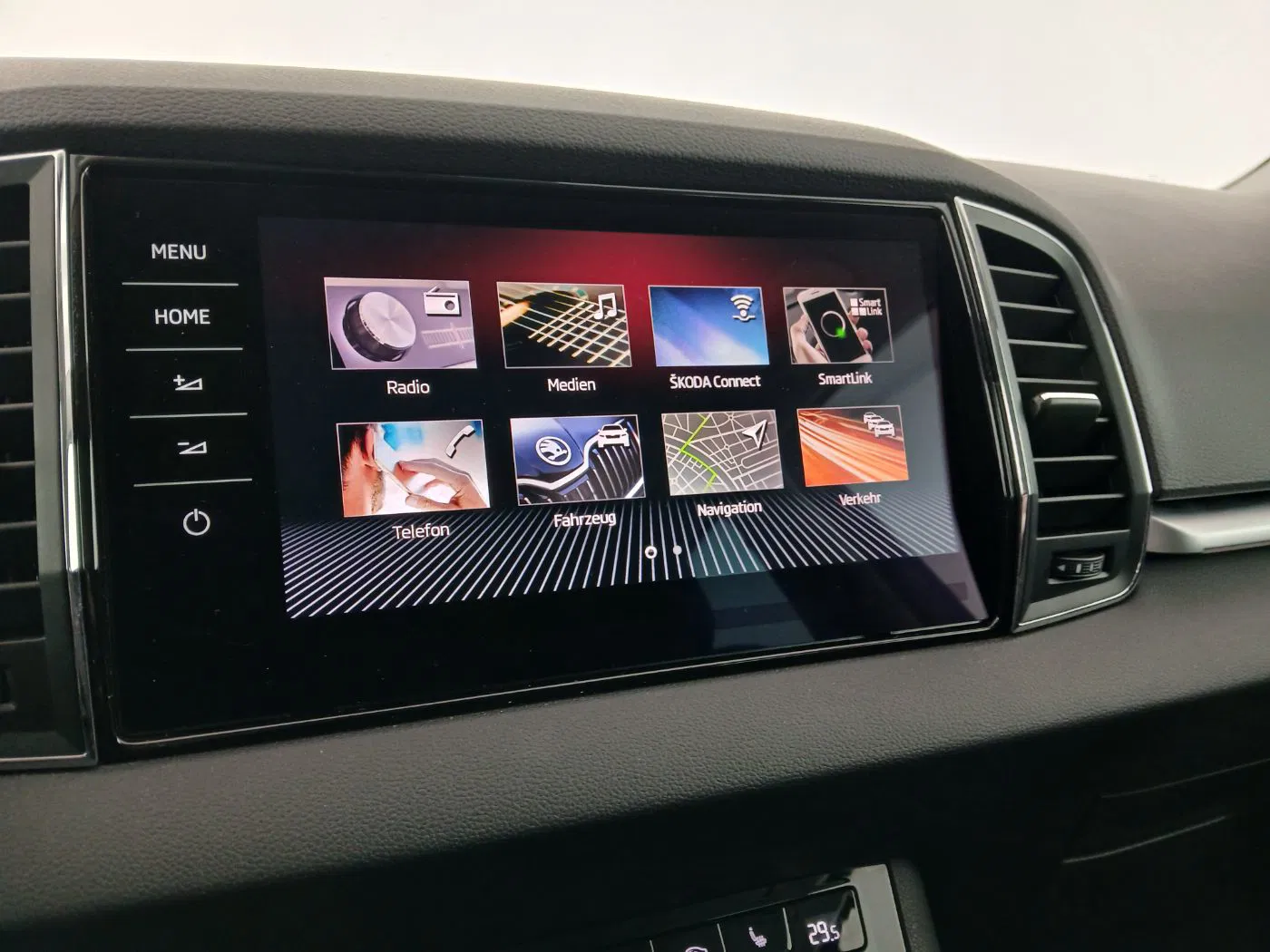 Skoda Karoq 1.0TSI Style Limited DSG | Bild 17 von 31