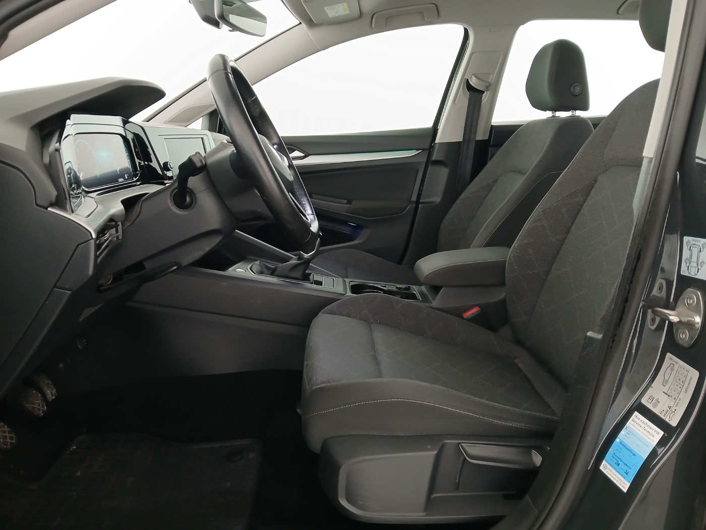 VW Golf VIII Variant 2.0 TDI Life | Bild 14 von 25