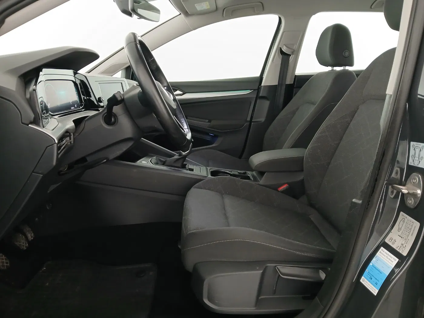 VW Golf VIII Variant 2.0 TDI Life | Bild 14 von 25