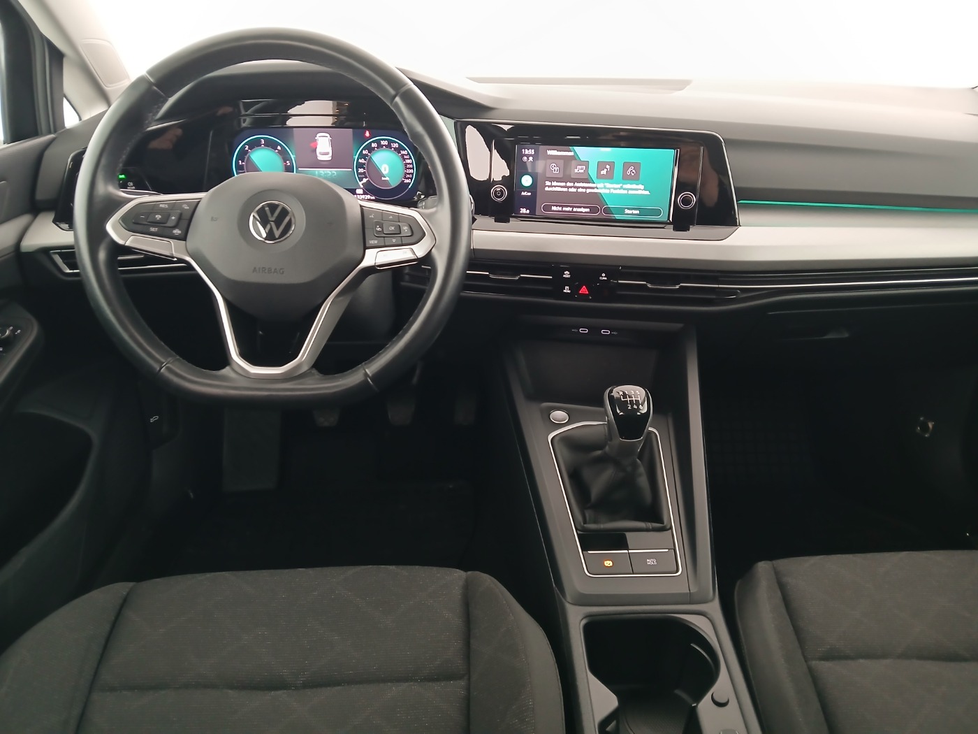 VW Golf VIII Variant 2.0 TDI Life | Bild 15 von 25