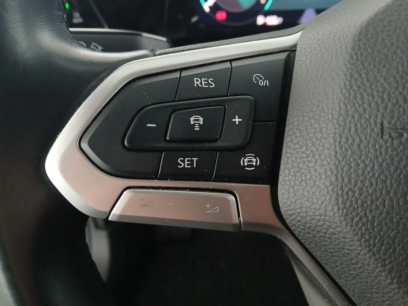 VW Golf VIII Variant 2.0 TDI Life | Bild 17 von 25