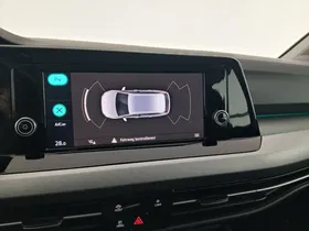 VW Golf VIII Variant 2.0 TDI Life | Thumbnail 22 von 25