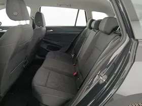 VW Golf VIII Variant 2.0 TDI Life | Thumbnail 24 von 25