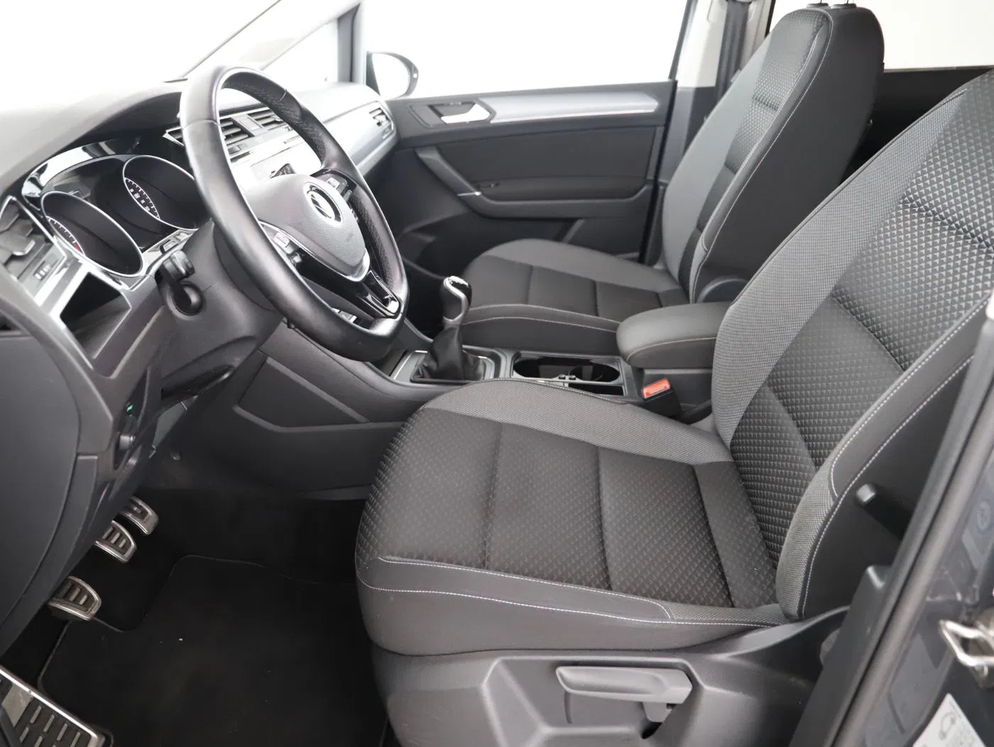 VW Touran 2.0 TDI Comfortl. | Bild 12 von 28