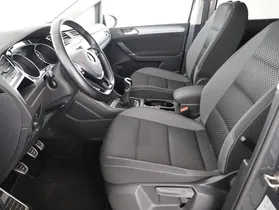 VW Touran 2.0 TDI Comfortl. | Thumbnail 12 von 28