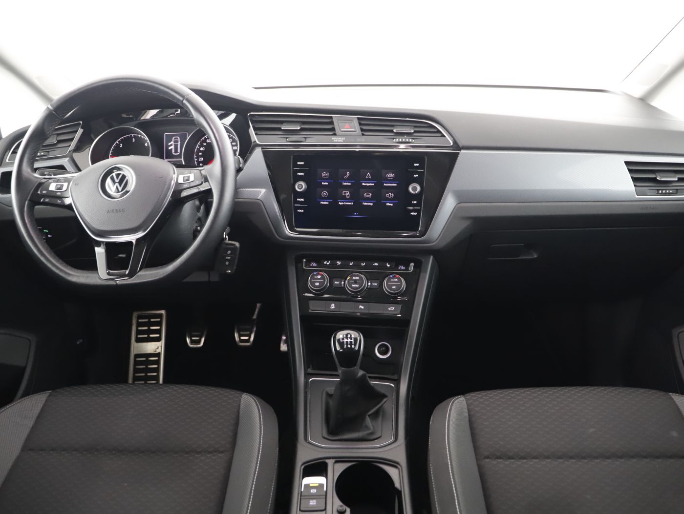 VW Touran 2.0 TDI Comfortl. | Bild 14 von 28