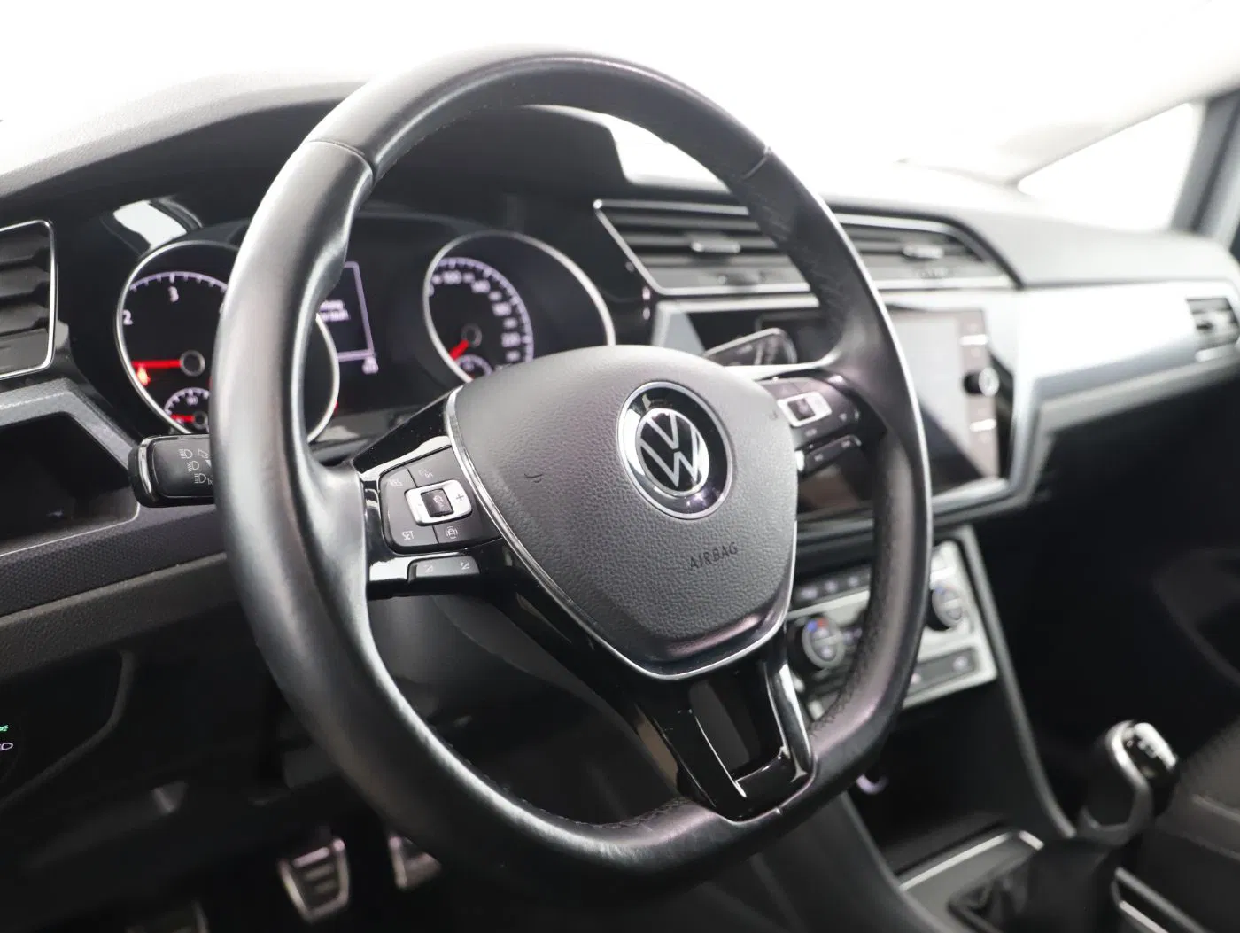 VW Touran 2.0 TDI Comfortl. | Bild 15 von 28