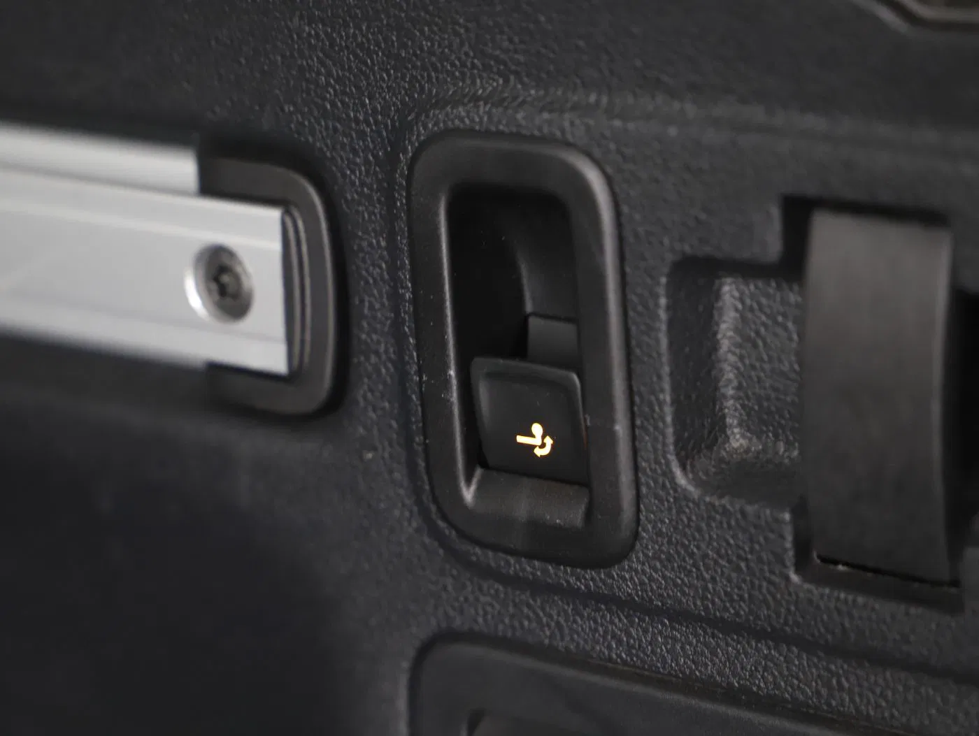 VW Touran 2.0 TDI Comfortl. | Bild 24 von 28