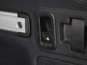 VW Touran 2.0 TDI Comfortl. | Thumbnail 24 von 28