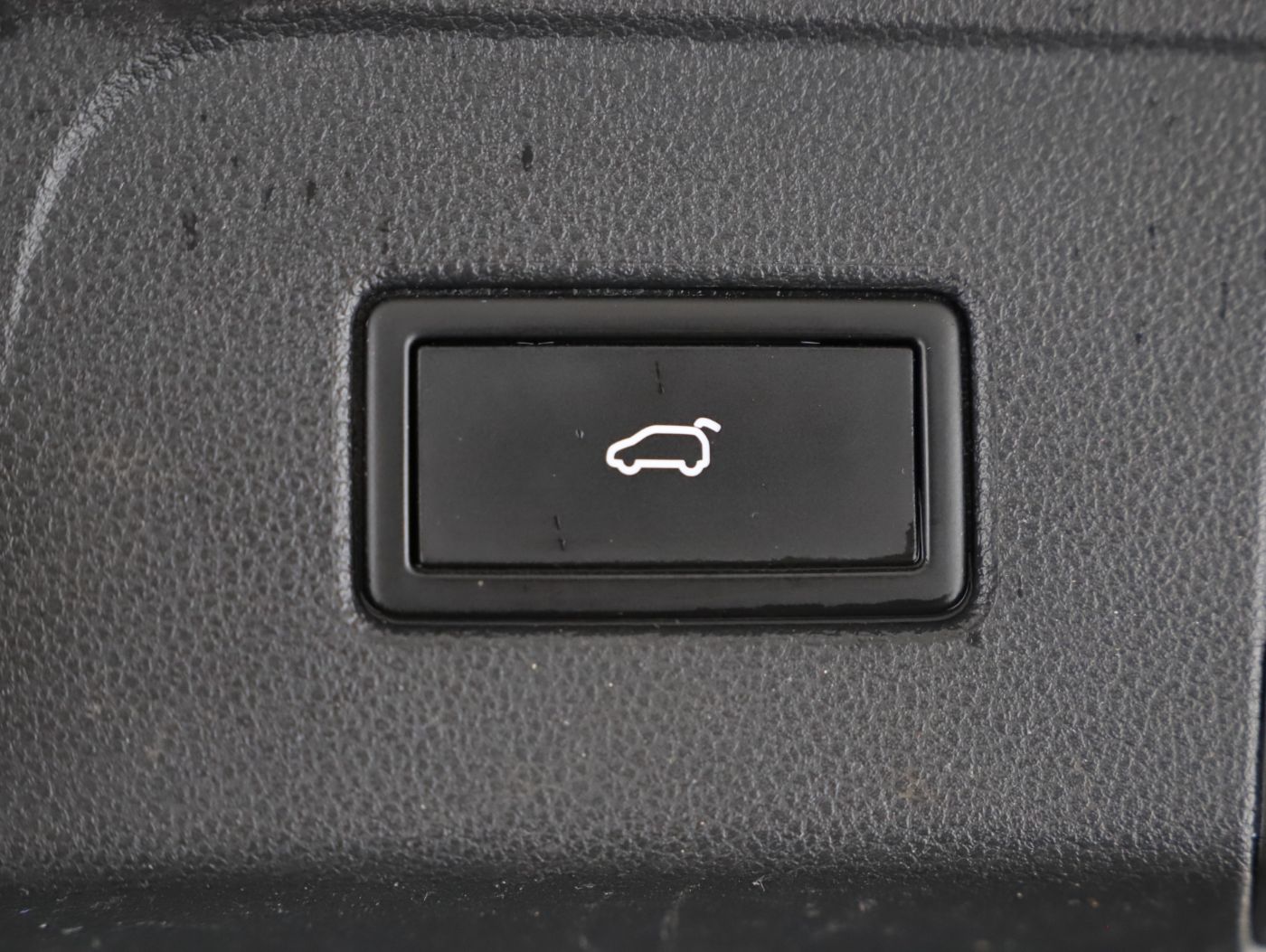 VW Touran 2.0 TDI Comfortl. | Bild 27 von 28