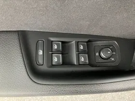 VW Passat 2.0 TDI 4Motion Business | Thumbnail 5 von 30