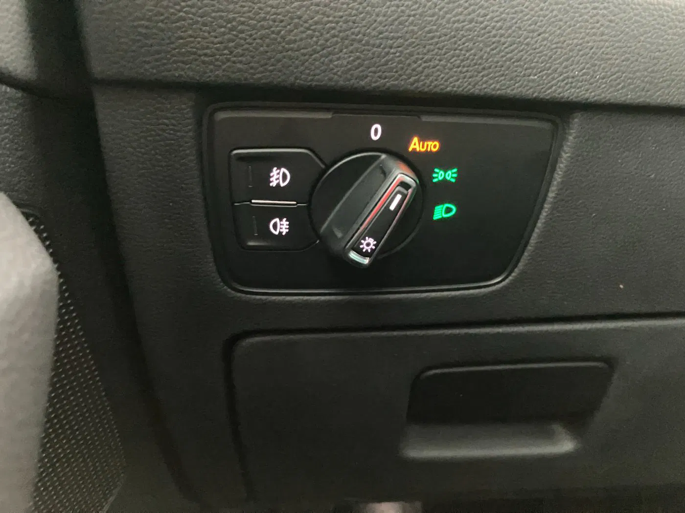 VW Passat 2.0 TDI 4Motion Business | Bild 7 von 30