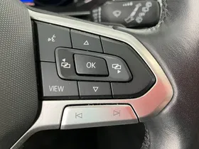 VW Passat 2.0 TDI 4Motion Business | Thumbnail 13 von 30