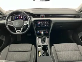 VW Passat 2.0 TDI 4Motion Business | Thumbnail 15 von 30
