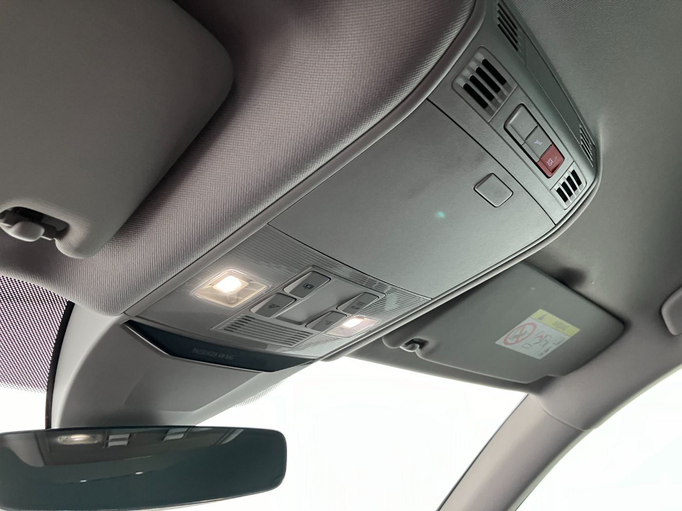 VW Passat 2.0 TDI 4Motion Business | Bild 16 von 30