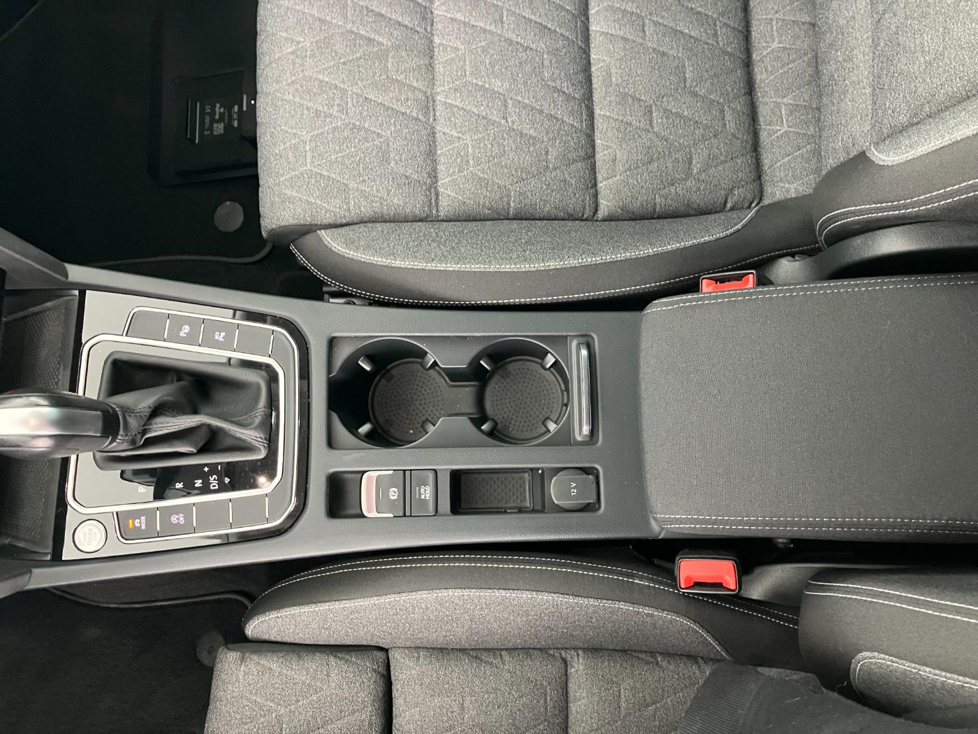 VW Passat 2.0 TDI 4Motion Business | Bild 17 von 30