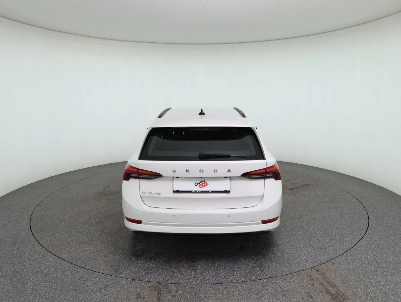 Skoda Octavia Combi 2.0 TDI Ambition | Bild 7 von 26